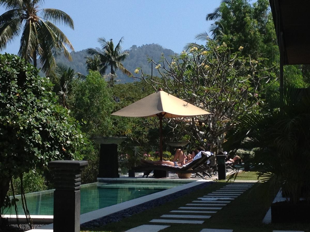Hotel The Puncak Lombok Senggigi Exterior foto