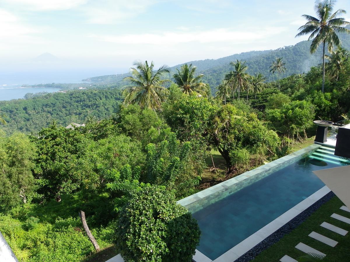 Hotel The Puncak Lombok Senggigi Exterior foto