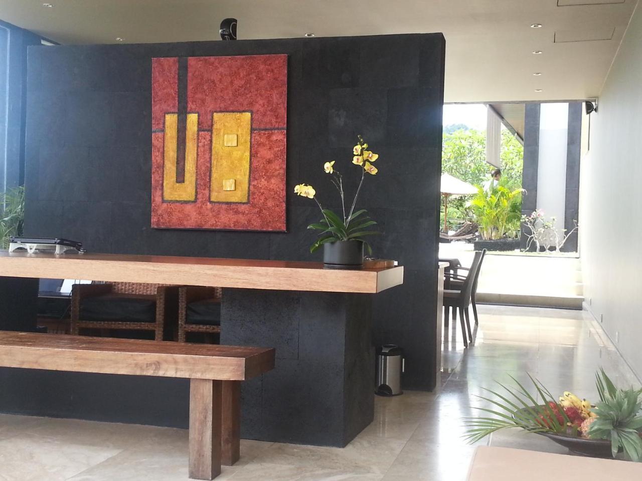 Hotel The Puncak Lombok Senggigi Exterior foto