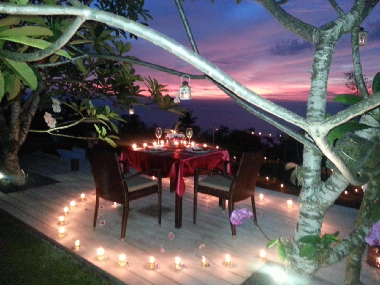 Hotel The Puncak Lombok Senggigi Exterior foto